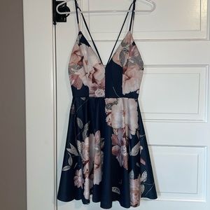 Floral backless dress
